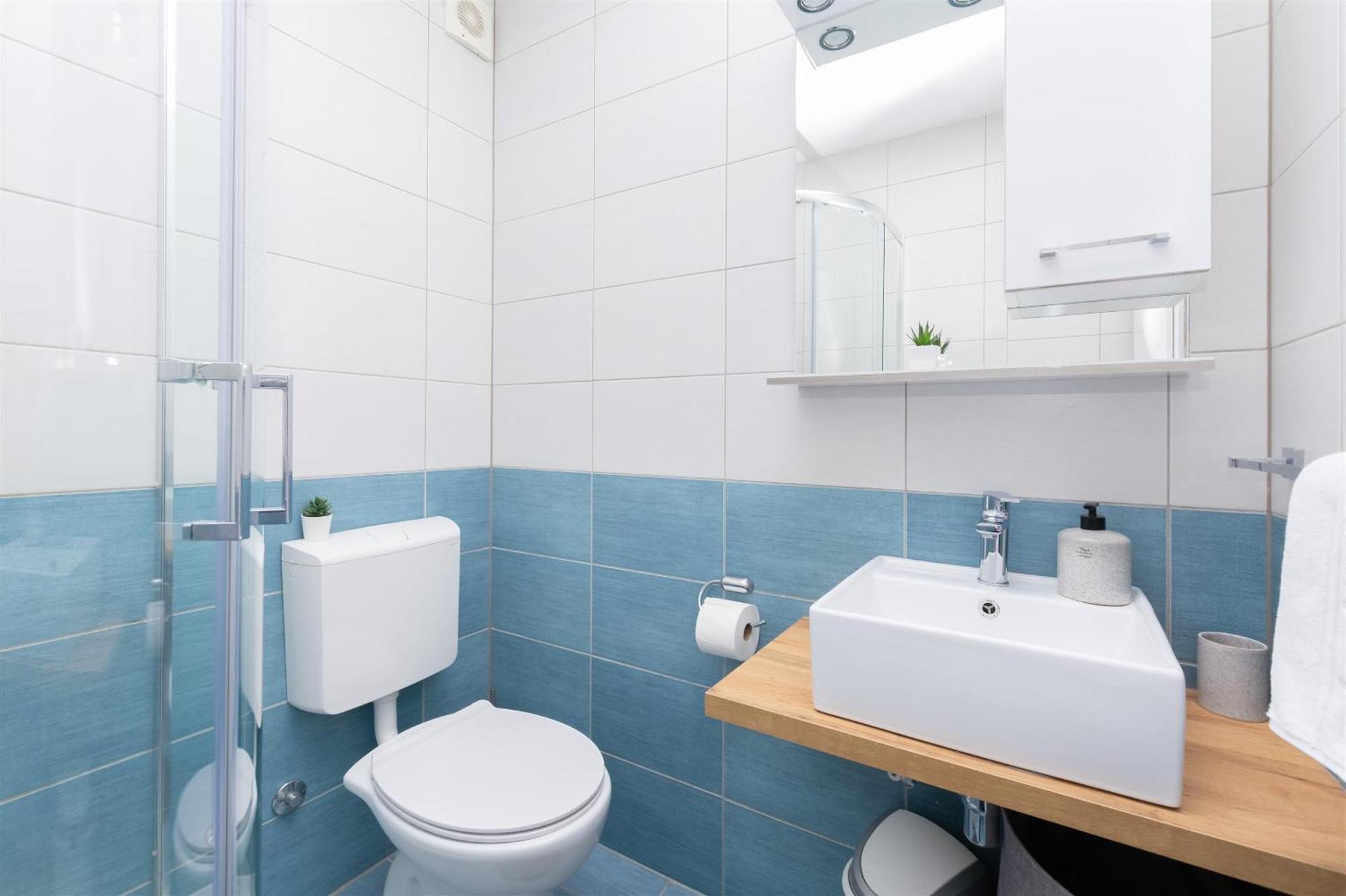 Apartments Marijo Baška Voda Eksteriør billede